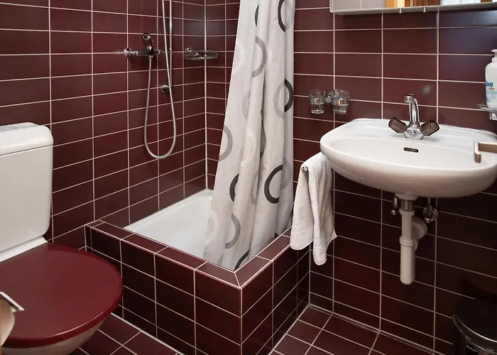 Chaes Gruebi Apt-s By Interhome * ون قن